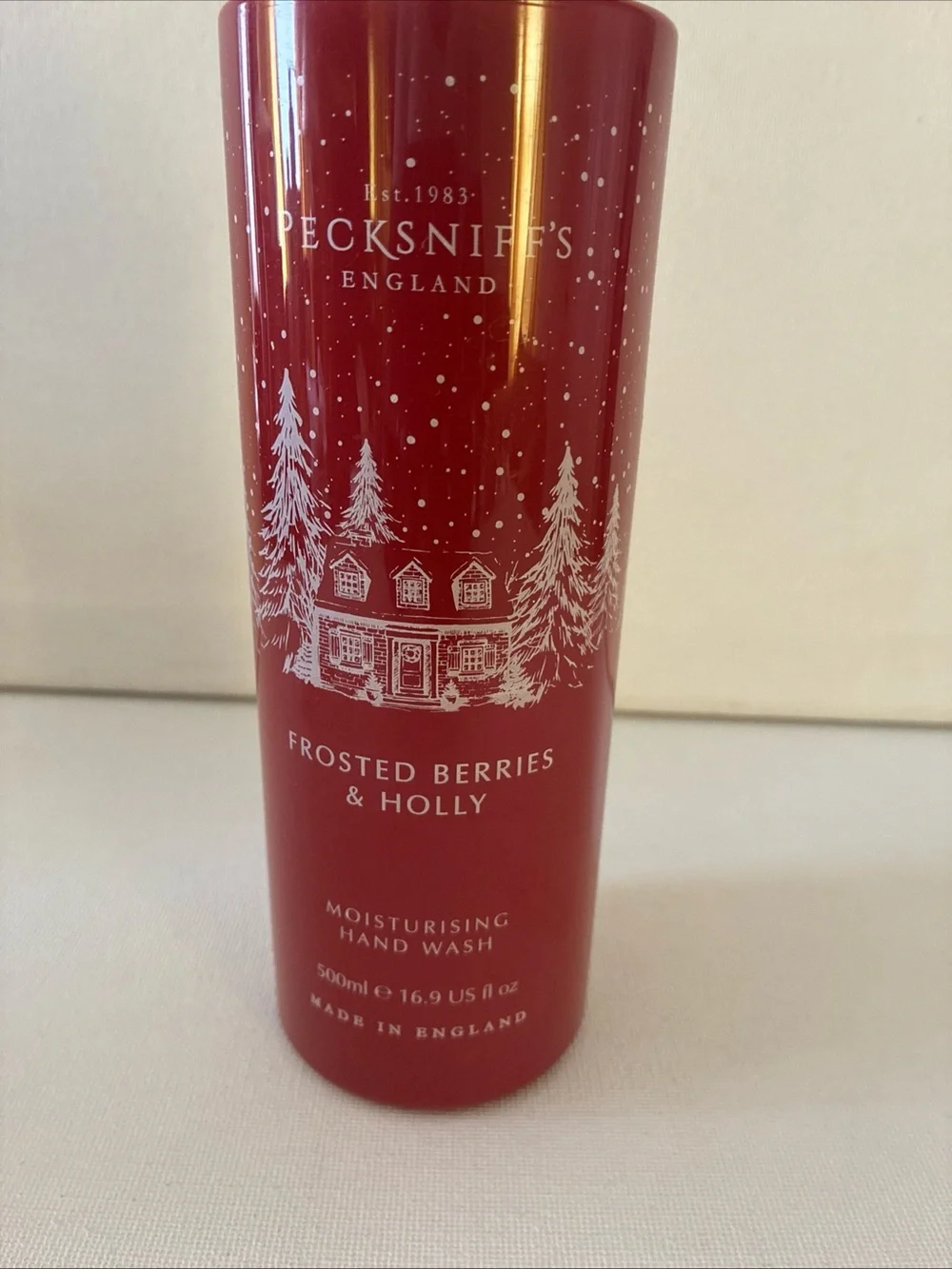 Frosted Berries & Holly Moisturising Hand Wash Pecksniff’s
